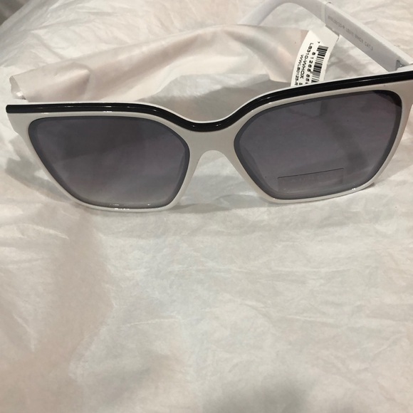 Laundry Shelli‎ Segal LS310 white black trim brow bar square look sunglasses new main image 9
